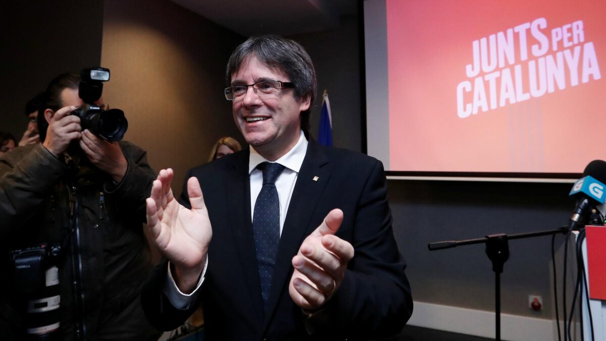 Puigdemont presenta su candidatura desde Bélgica y arremete contra «el tripartito del 155»