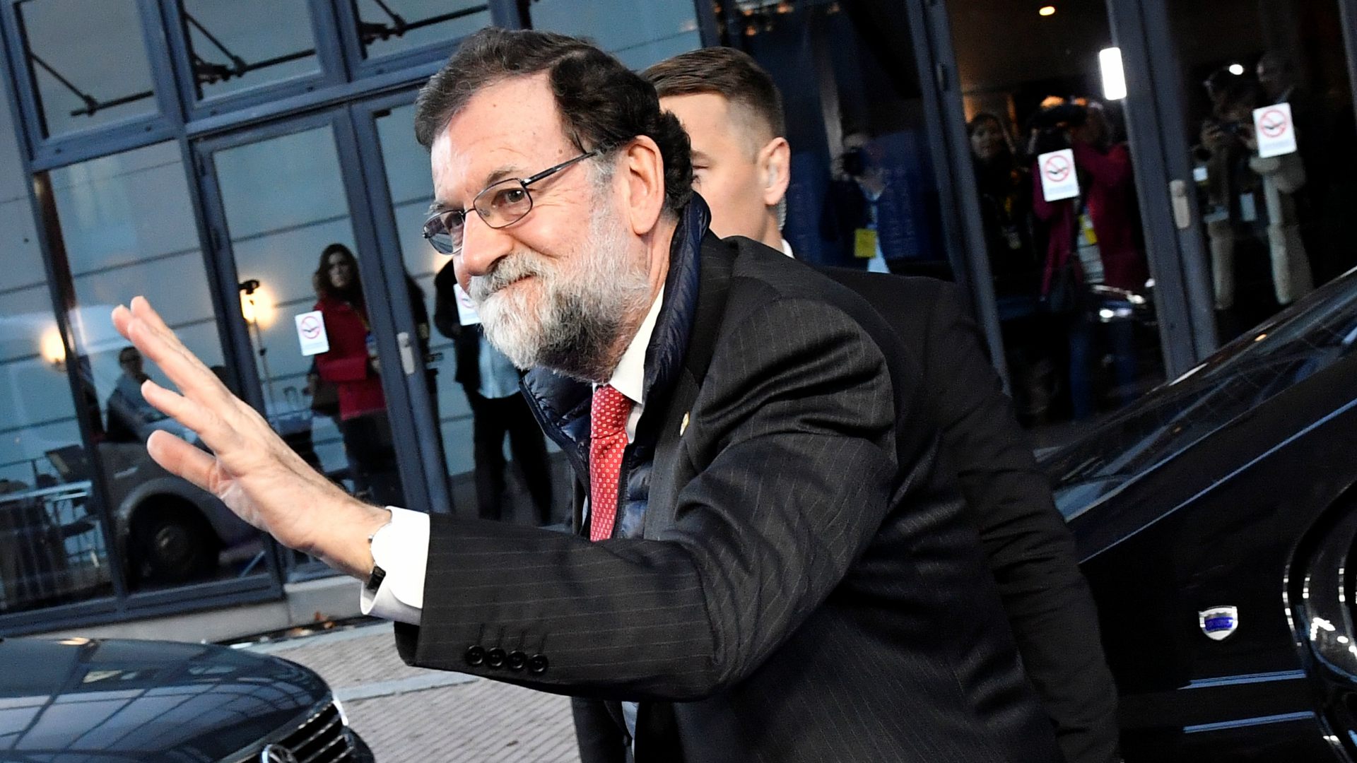 Rajoy, dispuesto a dialogar sobre la reforma constitucional pero con «propuestas claras»