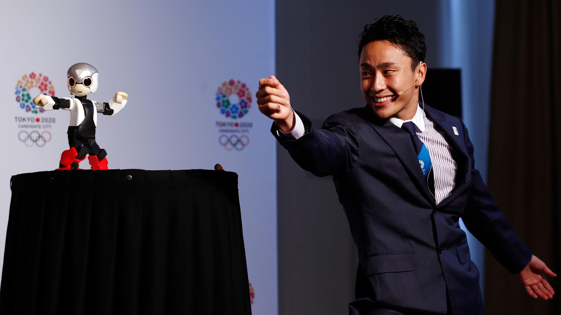 Tokio pone a prueba robots políglotas de cara a los Juegos Olímpicos de 2020