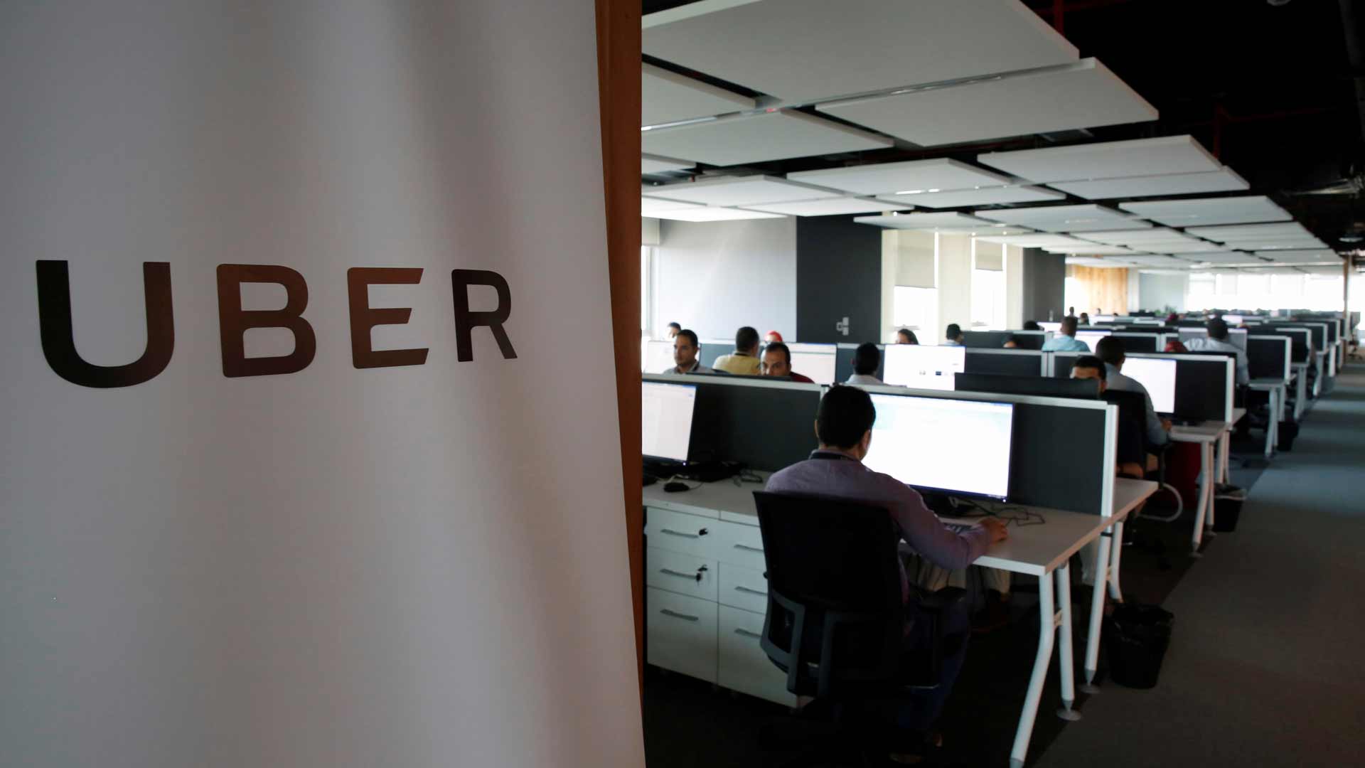 Uber tendrá que pagar el salario mínimo a sus conductores tras perder un juicio en Londres