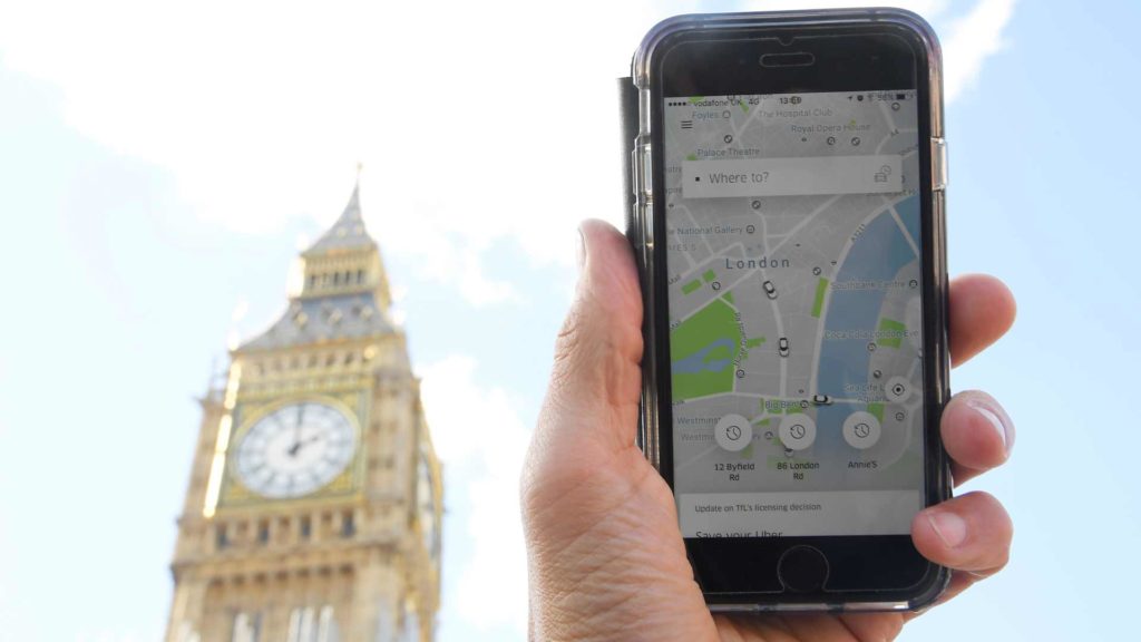 Uber pierde un juicio en Londres y debe pagar el salario mínimo a sus conductores 1