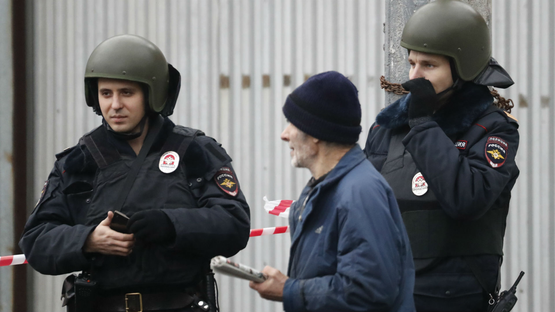 Al menos un muerto y dos heridos en un tiroteo en una fábrica de dulces en Moscú