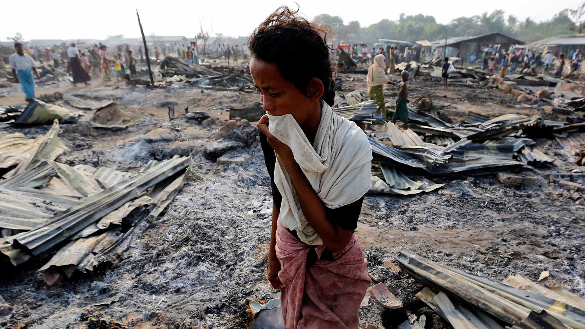 Human Rights Watch denuncia la quema de 40 aldeas rohingya en Birmania