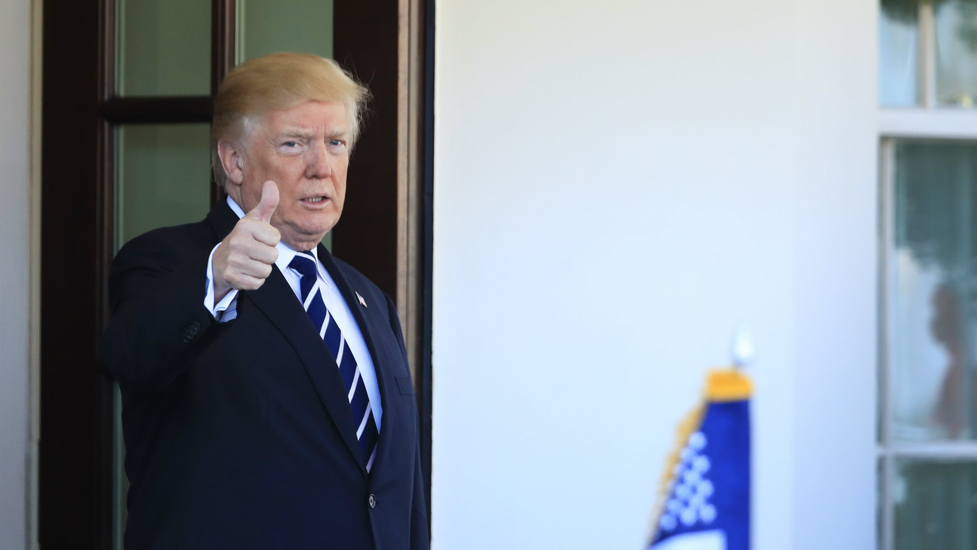 "¡Construyan el muro!", clama Trump tras la absolución de un indocumentado