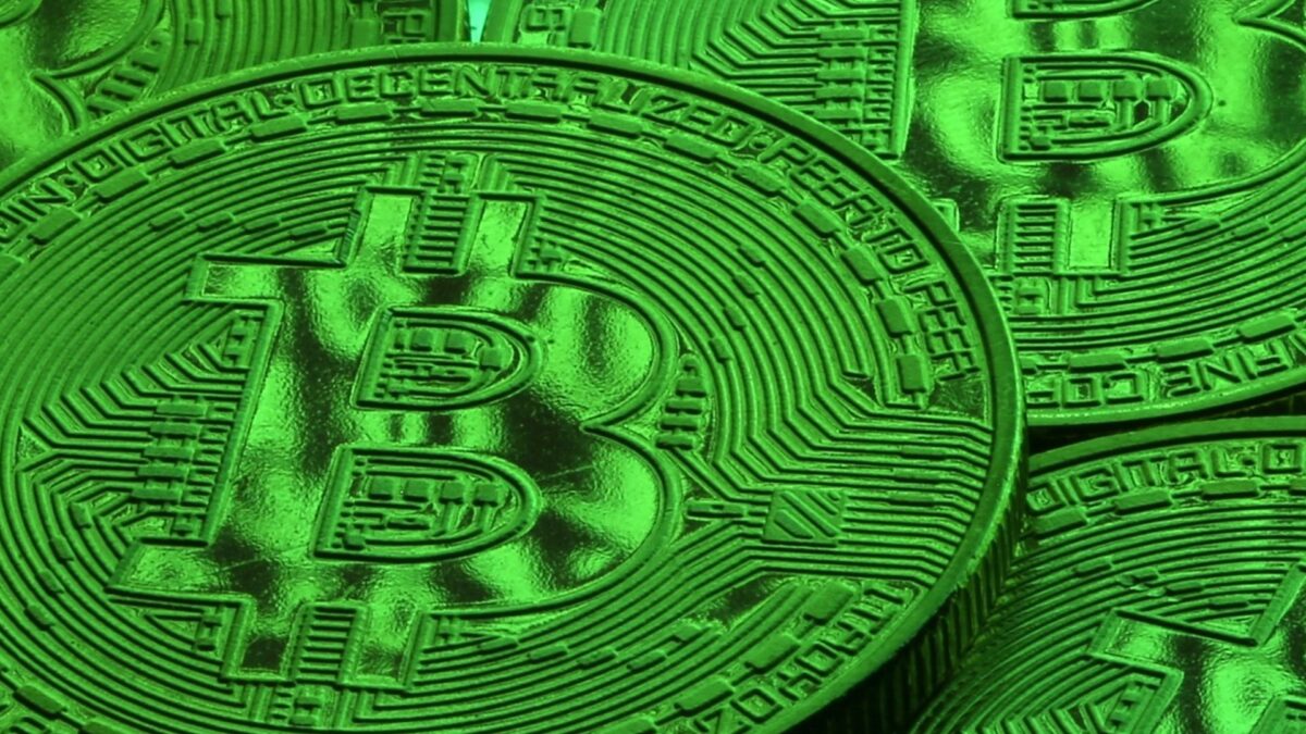 El bitcoin, debilitado tras un ataque informático en Corea del Sur