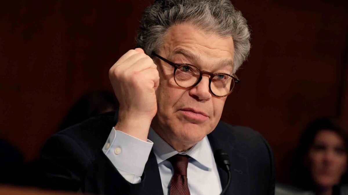 El senador demócrata de EEUU Al Franken dimite tras las acusaciones de acoso sexual