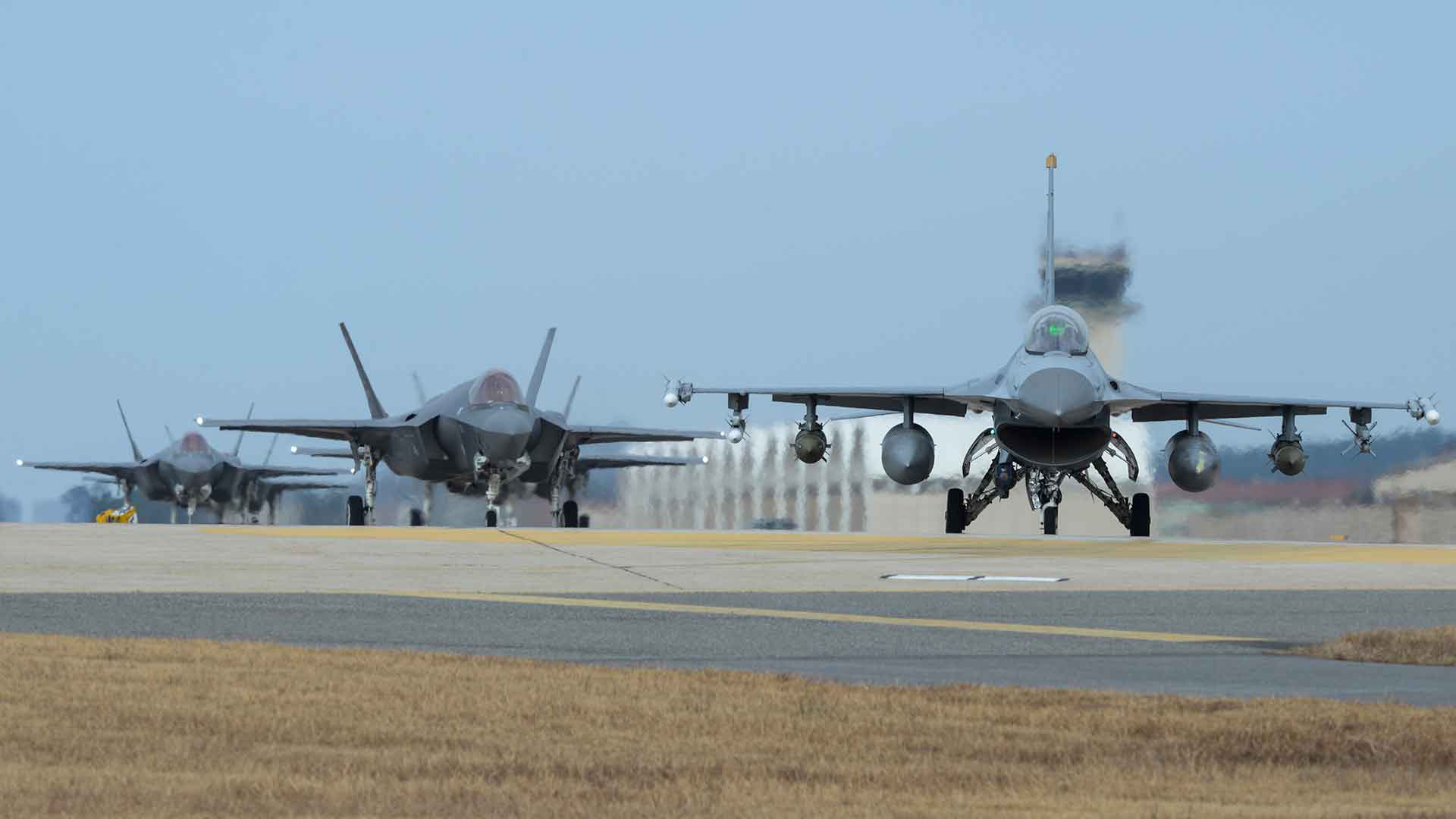 Estados Unidos y Corea del Sur lanzan su mayor ejercicio aéreo conjunto contra Corea del Norte