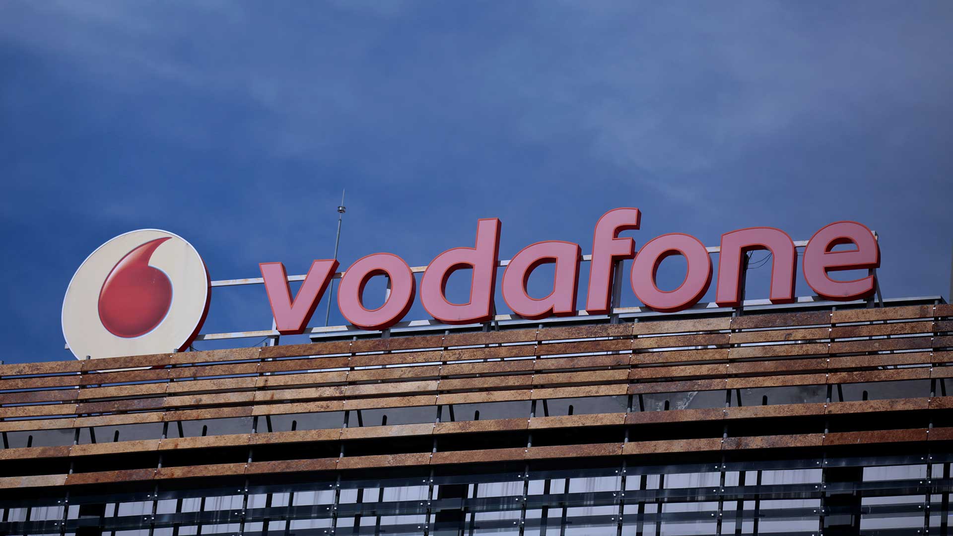 Vodafone dejará de emitir el fútbol en los bares tras no llegar a un acuerdo por el precio