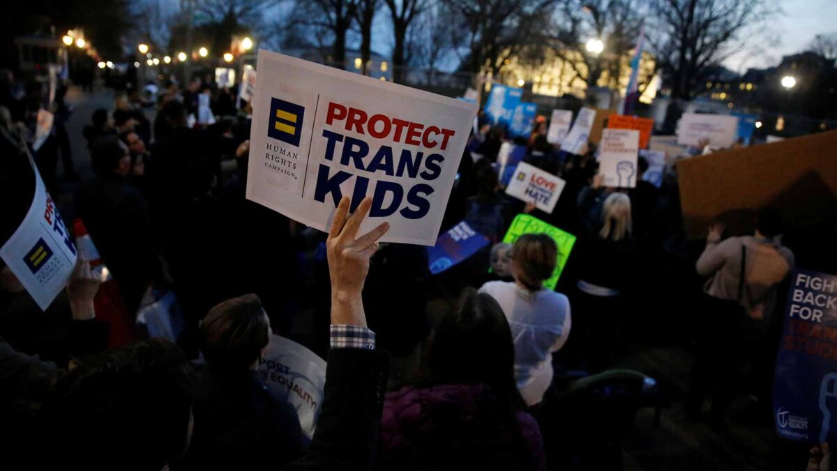 La Administración Trump veta palabras como “feto”, “transgénero” o “diversidad” en centros de salud