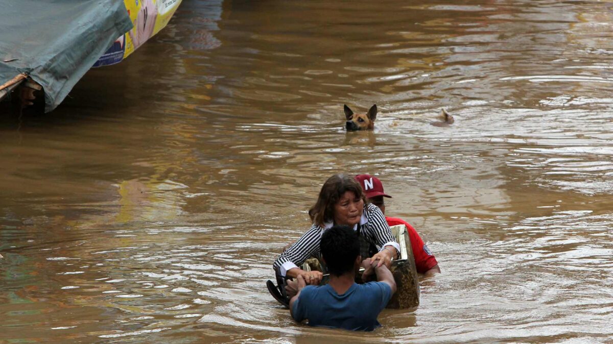 La tormenta tropical Tembin deja al menos 200 muertos en Filipinas