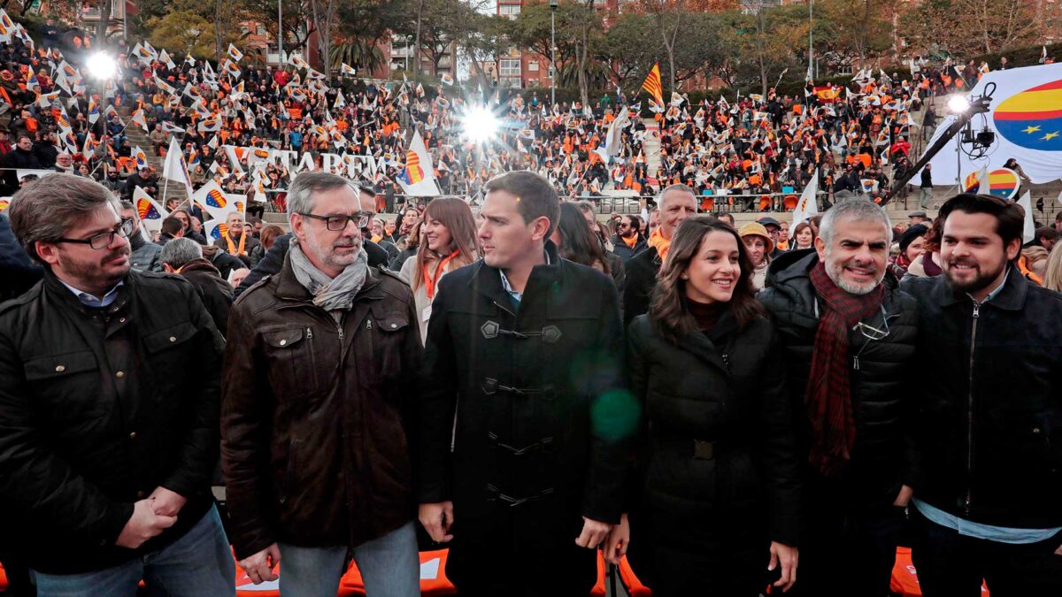 Los independentistas perderían la mayoría absoluta el 21D con Cs como fuerza más votada, según el CIS