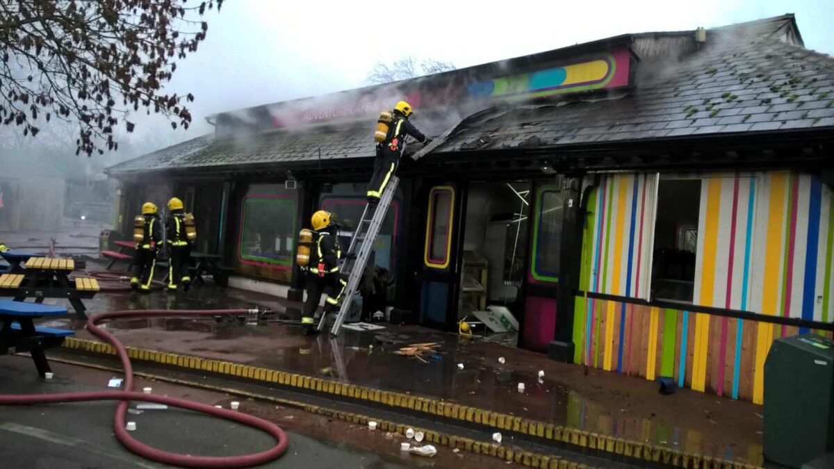 Un incendio en el Zoo de Londres deja un animal muerto y cuatro desaparecidos