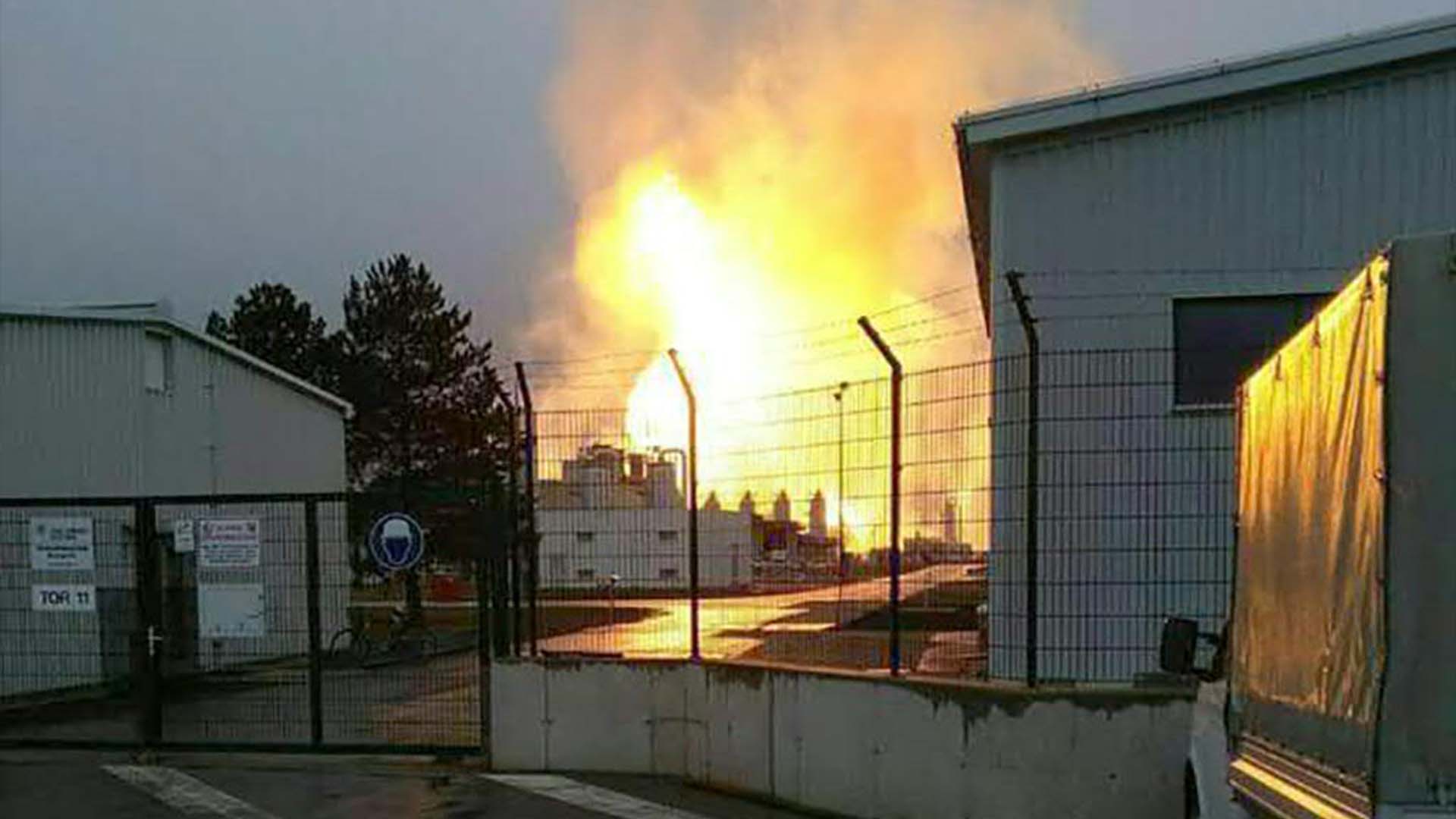 Una explosión en una terminal de gas en Austria deja al menos un muerto y varios heridos