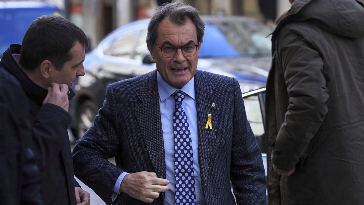 Artur Mas pide «unidad» con JxCat en su despedida como presidente del PDeCAT