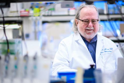 BBVA premia al inmunólogo de EEUU James Allison por su terapia contra el cáncer