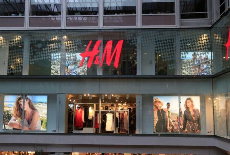 H&M crea un puesto directivo para la diversidad tras ser acusada de racismo