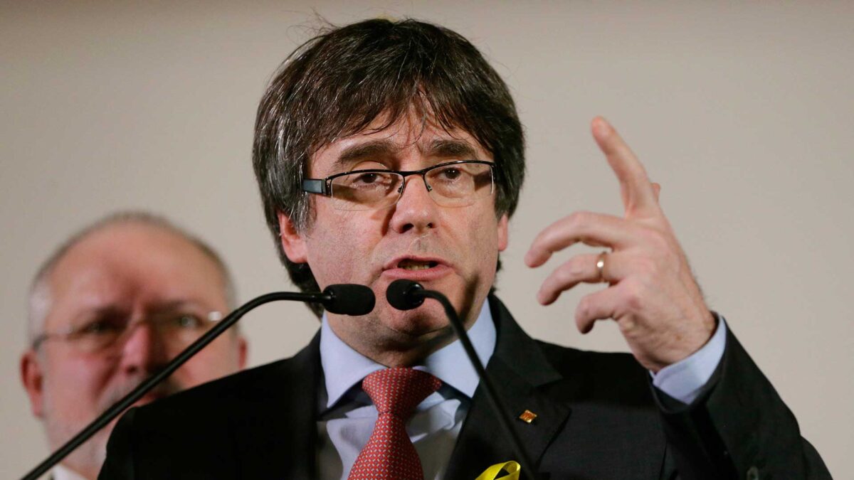 Puigdemont asegura que “no hay ningún otro candidato posible” para la investidura