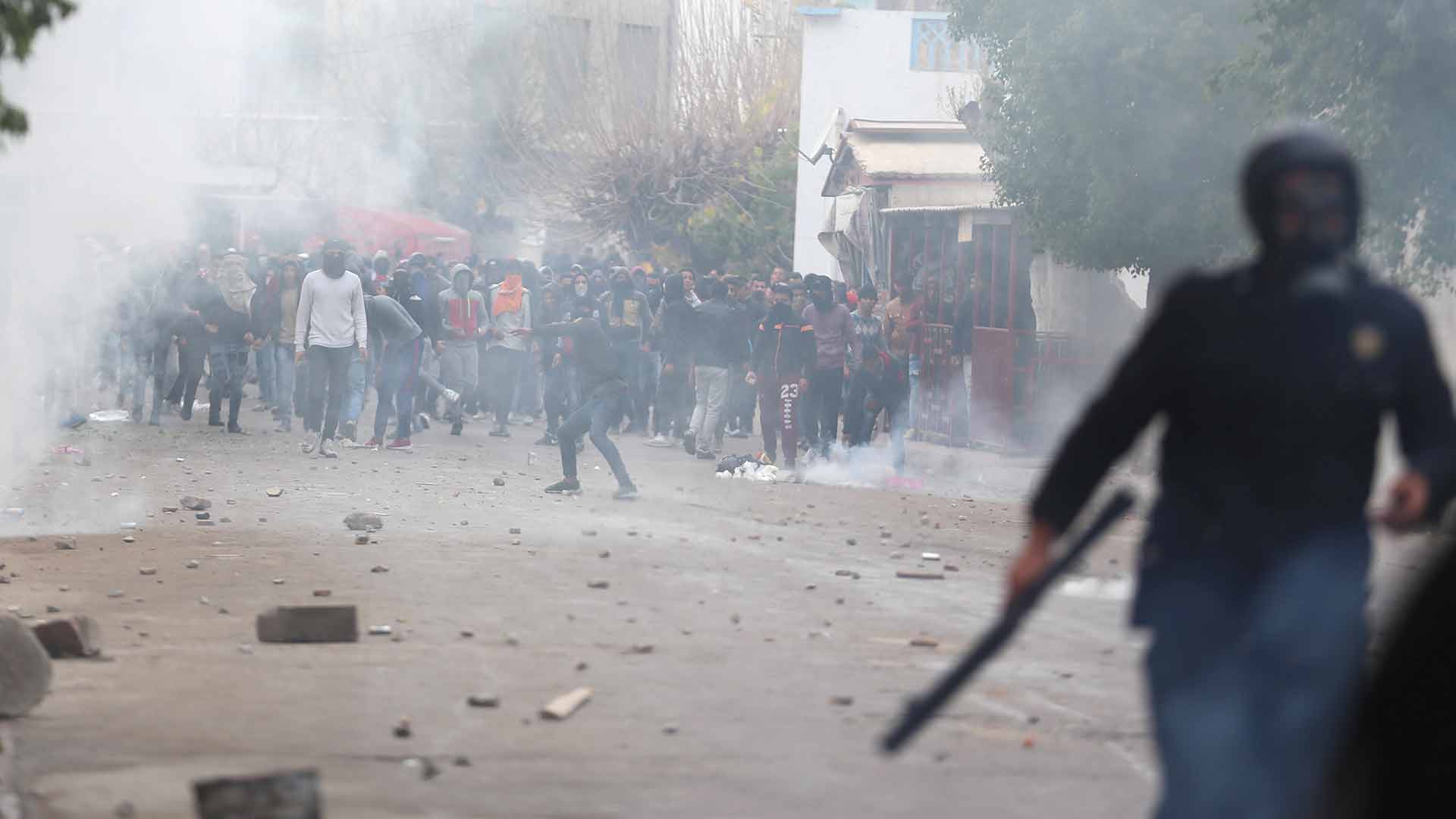 Cerca de 800 manifestantes han sido detenidos en Túnez desde el comienzo de las protestas