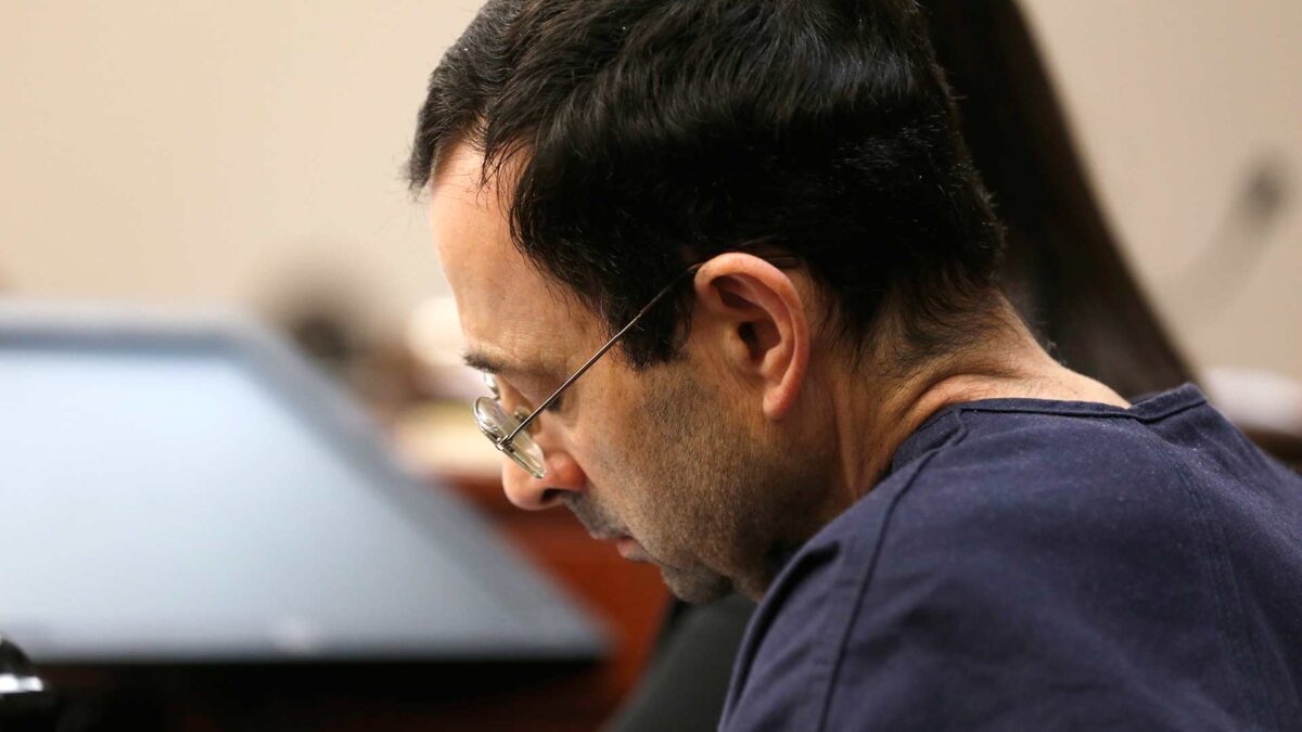 Condenan a 175 años al exmédico Larry Nassar por abusar sexualmente de decenas de gimnastas en EEUU