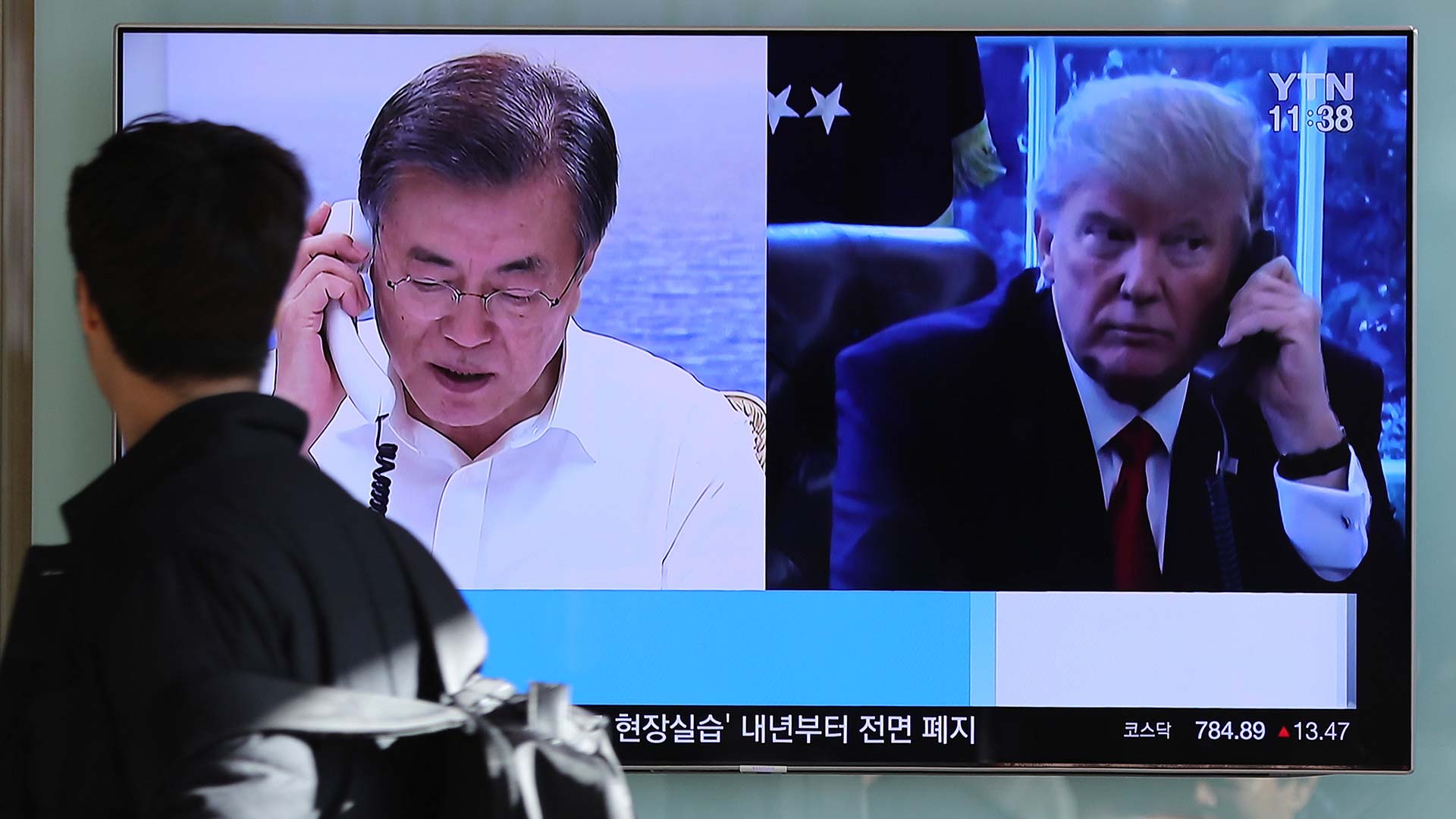 EEUU y Corea del Sur acuerdan retrasar sus maniobras por los JJOO de Invierno