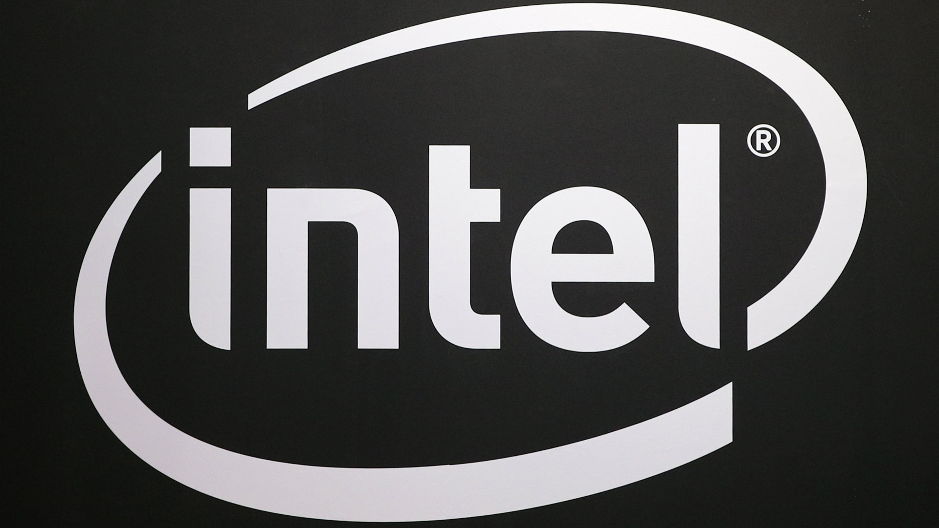 El fallo de seguridad de Intel moviliza a empresas, inversores y consumidores