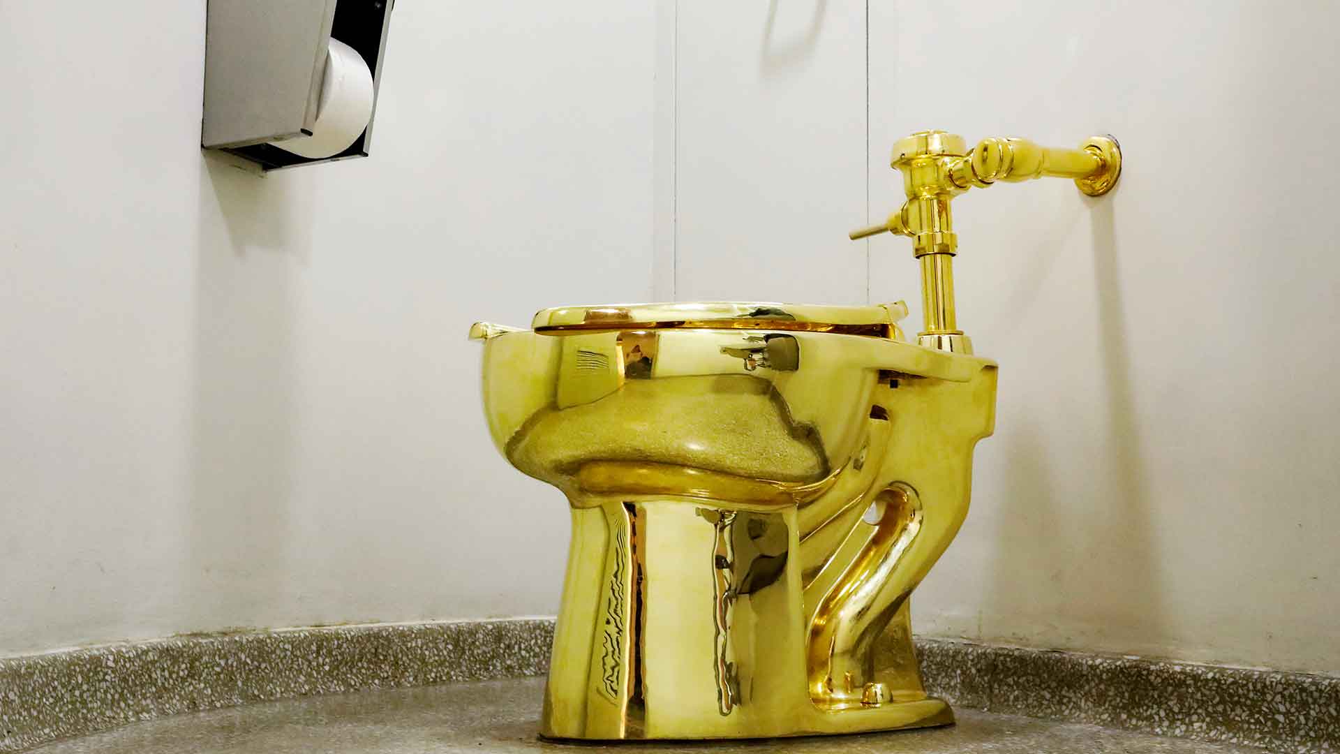 El Guggenheim ofrece a Trump un inodoro de oro en lugar de un Van Gogh