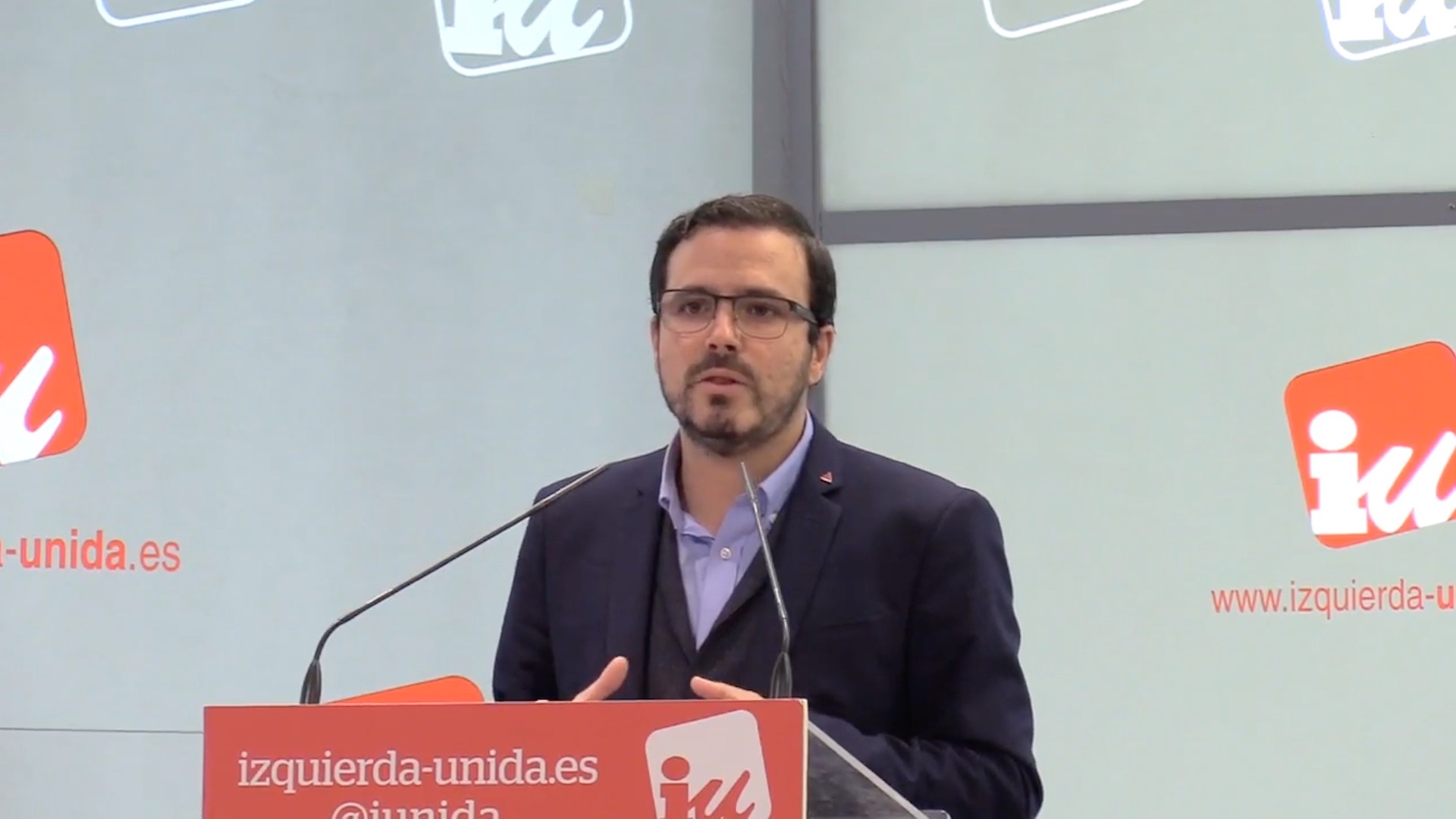 Garzón pide a Podemos hacer las cosas "mucho mejor" y con más tiempo para las próximas elecciones