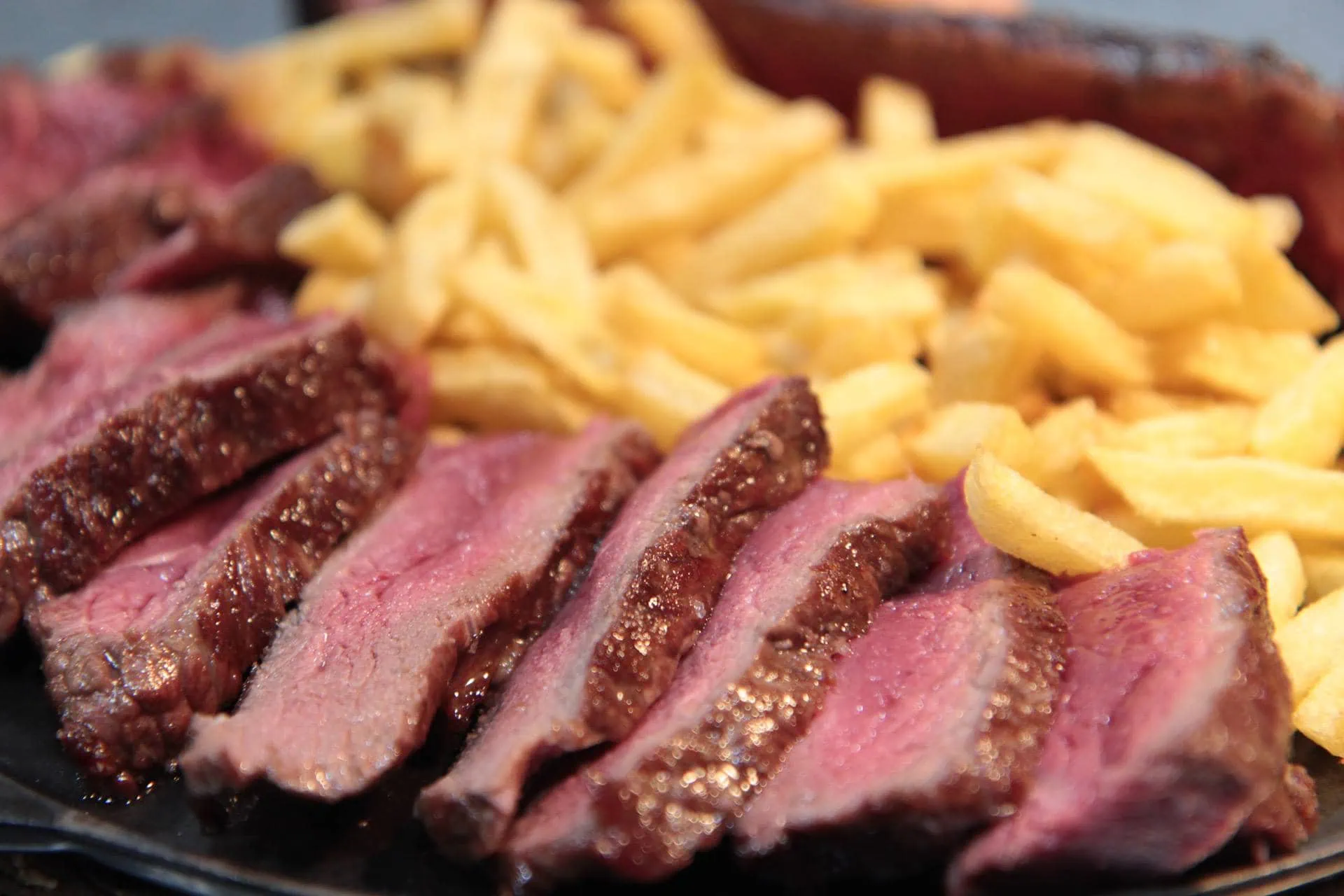 Comida ligera para mis «tíos»: un lomo de cuatro kilos que conseguí de emergencia en festivo
