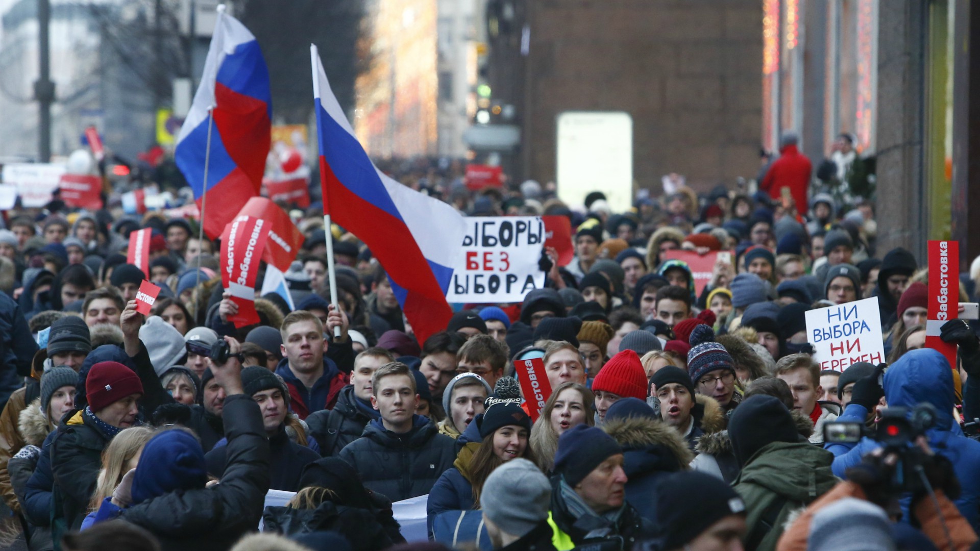 La Policía rusa detiene al opositor Navalny en una manifestación en Moscú