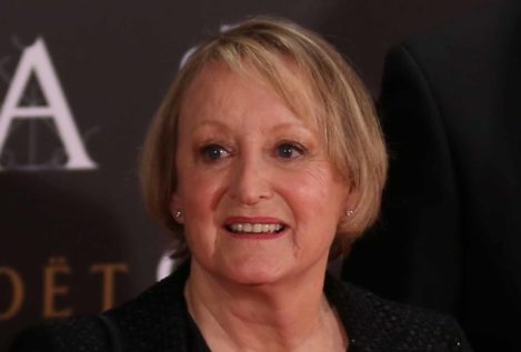 La presidenta de la Academia de Cine, Yvonne Blake, se recupera ya en planta tras sufrir un ictus