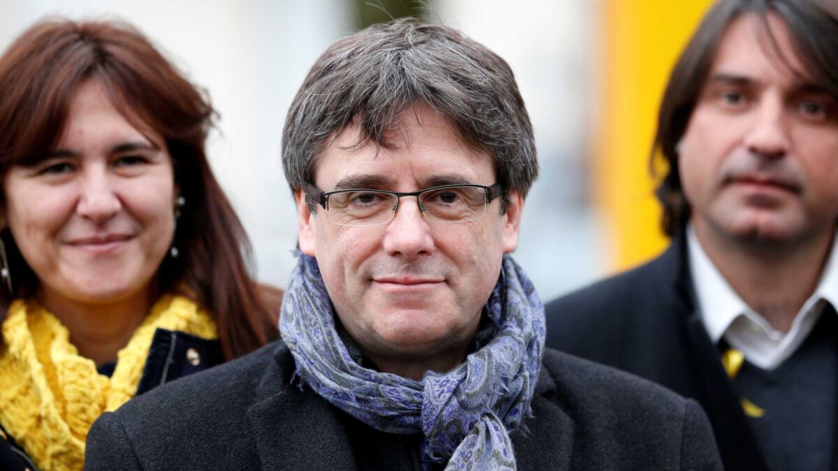 Los letrados del Parlament rechazan que Puigdemont pueda ser investido telemáticamente