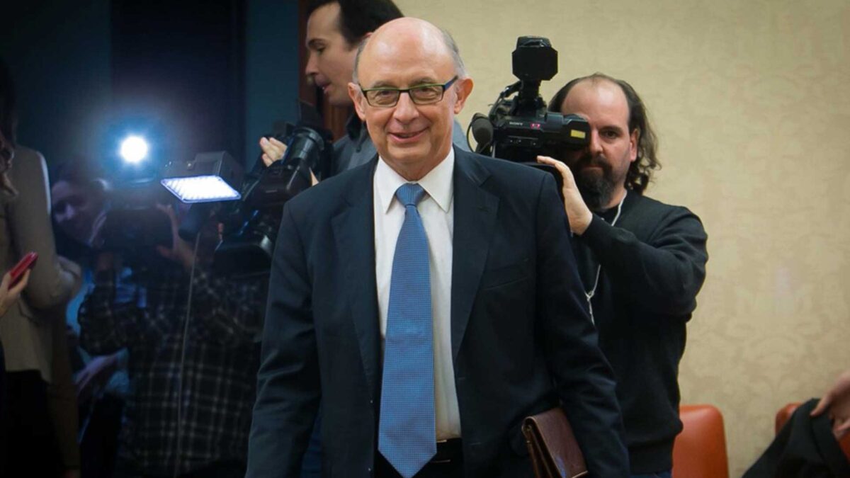 Montoro plantea una reestructuración del sistema de financiación autonómica