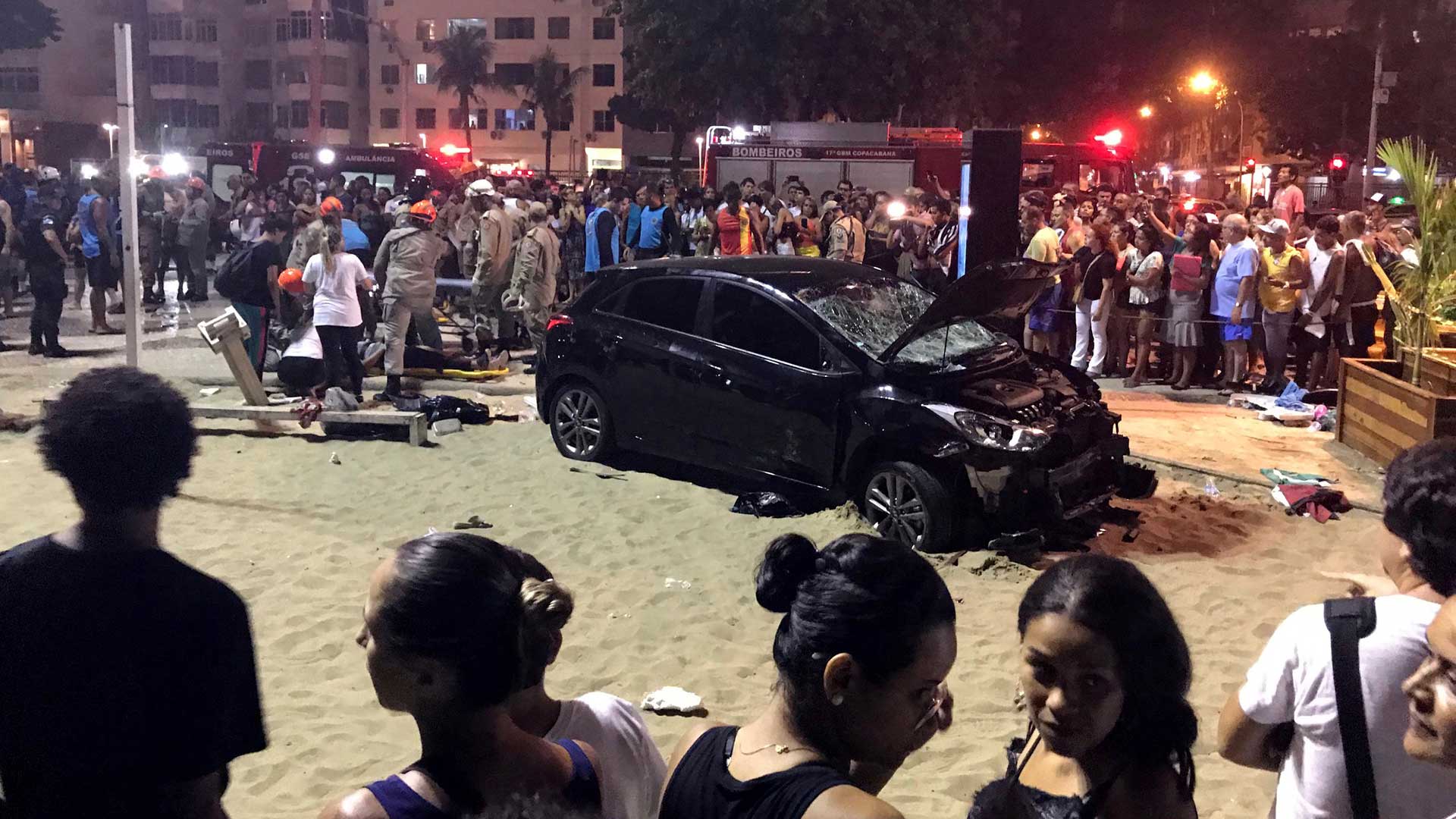 Muere un bebé y varias personas resultan heridas tras un atropello en Copacabana