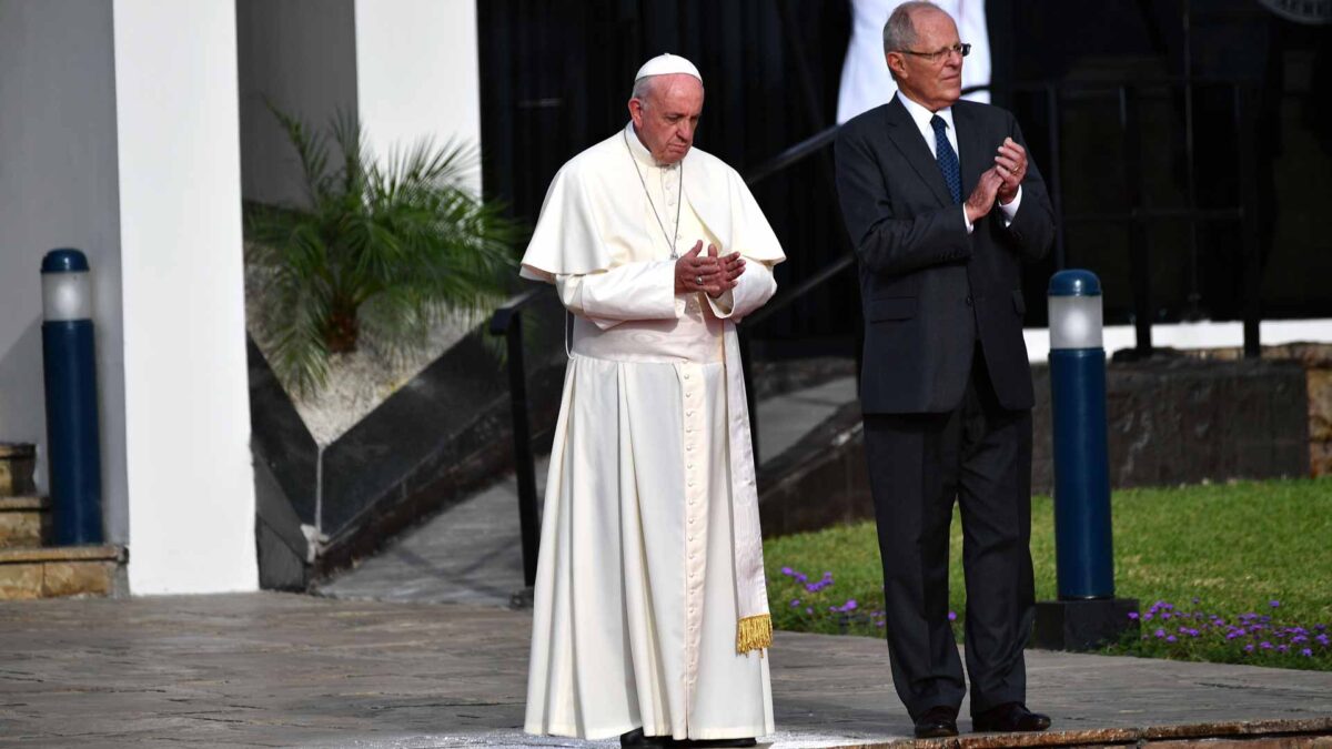 El papa Francisco se reúne con representantes indígenas en Perú