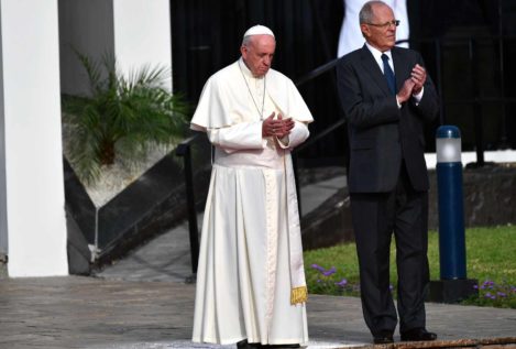 El papa Francisco se reúne con representantes indígenas en Perú