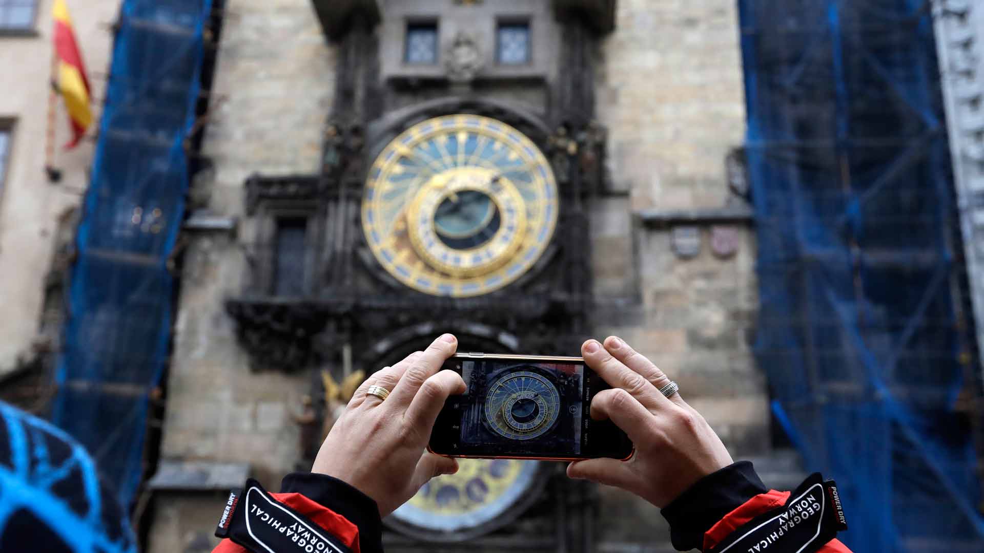 Detienen durante seis meses el famoso Reloj Astronómico de Praga