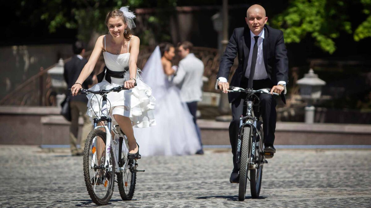 Un cura británico se harta y pondrá multa a los novios que lleguen tarde a su boda