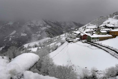 Alerta en 28 provincias por nieve, frío y fuerte oleaje