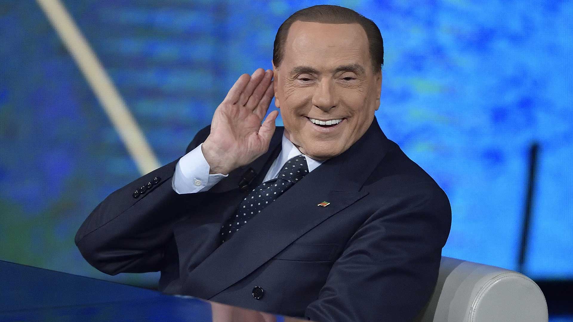 Mediaset pierde un 39% en bolsa y condena al fracaso la OPA de Berlusconi en España