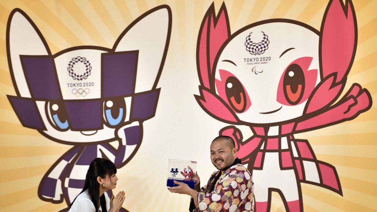 Los estudiantes de Japón eligen dos mascotas futuristas para Tokio 2020