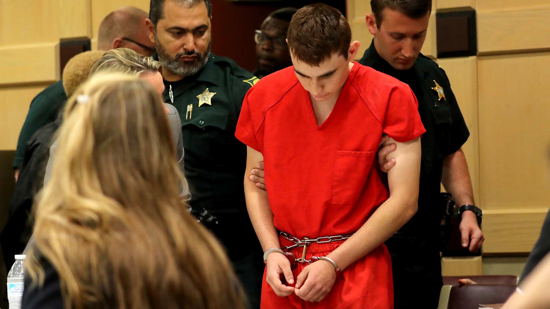 Acusado del tiroteo en la escuela de Florida comparece ante la corte
