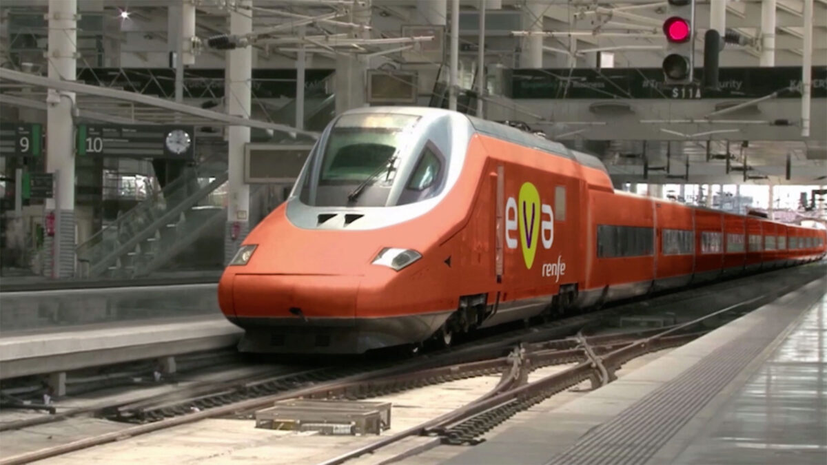 Así es EVA, la versión inteligente del AVE que Renfe quiere implantar en 2019