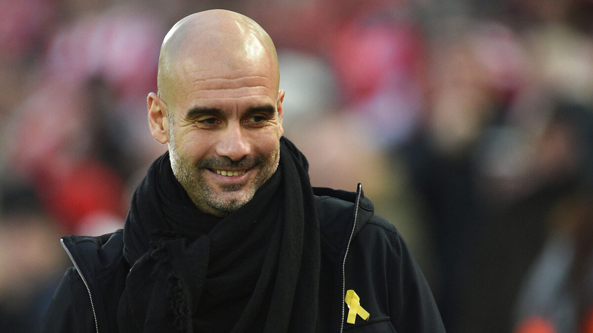 La Federación Inglesa expedienta a Guardiola por llevar un lazo amarillo