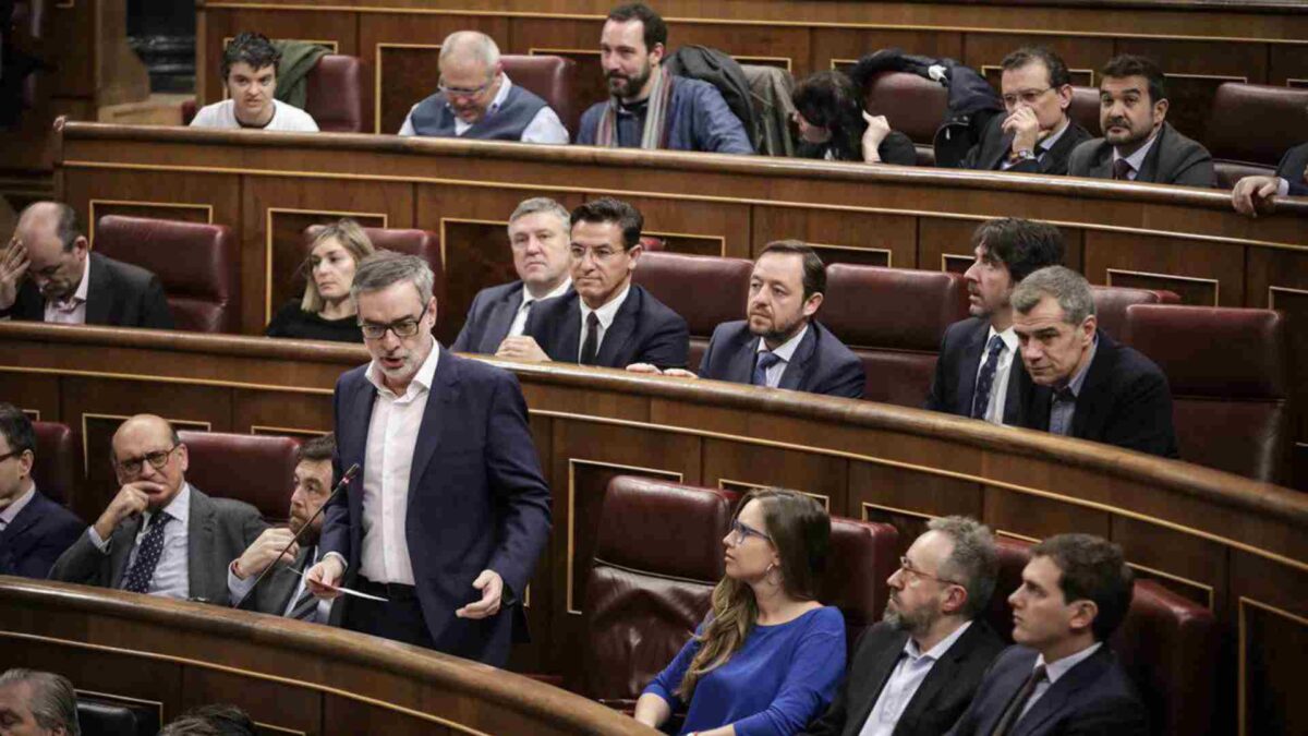 Ciudadanos deja solo al PP y se suma a la oposición para derogar la ‘ley mordaza’