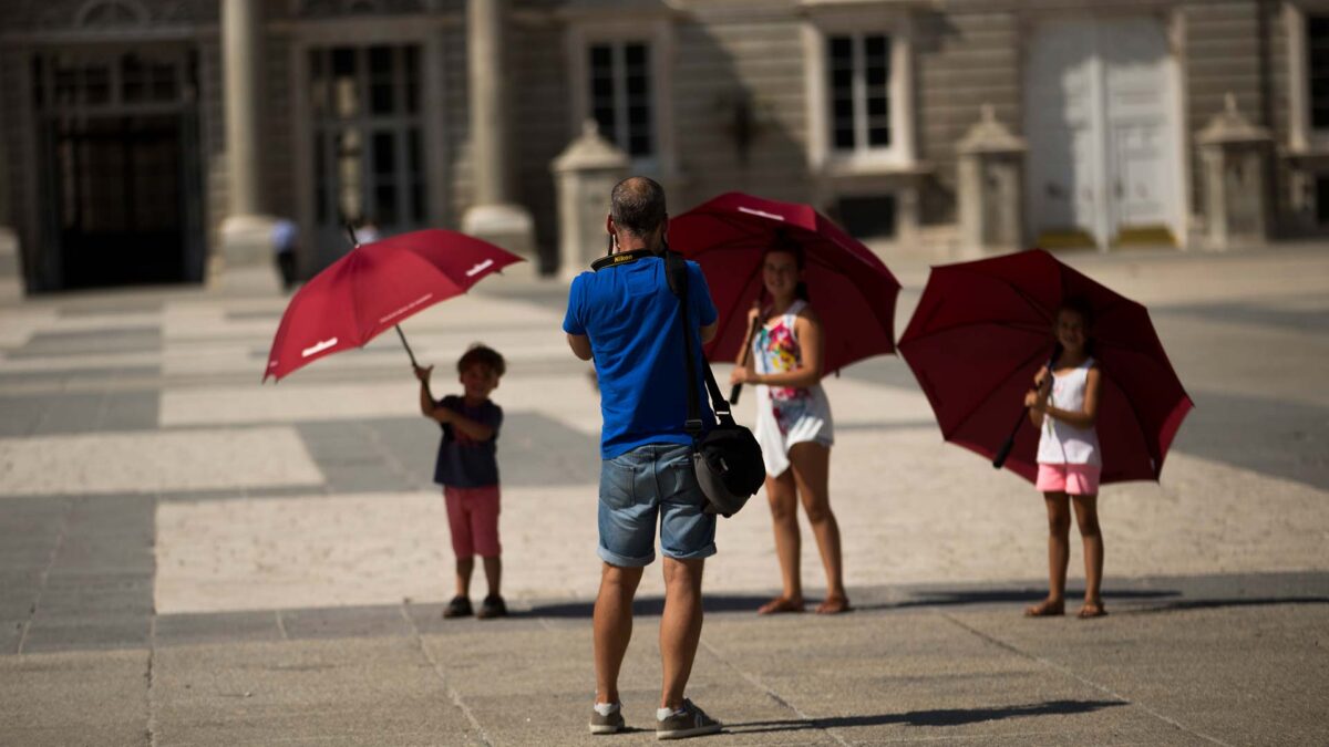 España cierra 2017 con la cifra récord de 81,8 millones de turistas