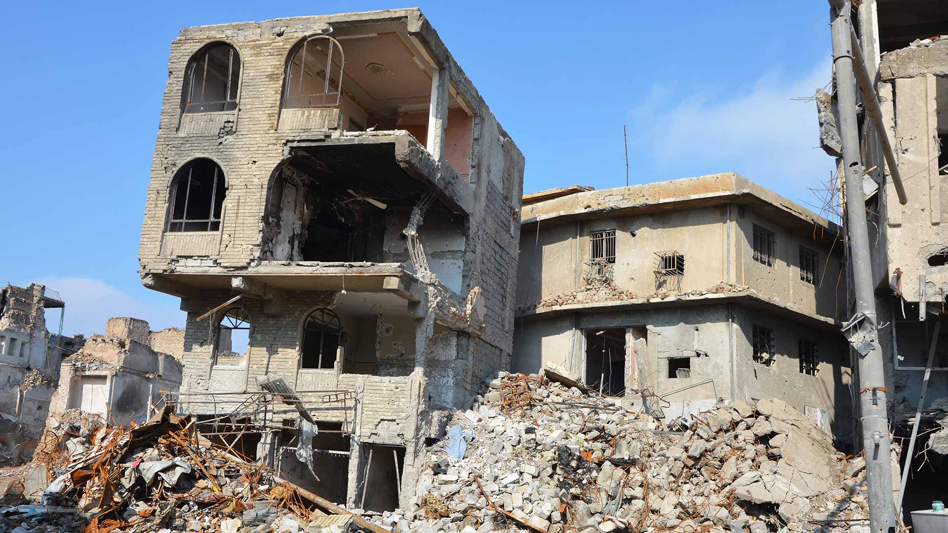 La comunidad internacional promete 30.000 millones de dólares para reconstruir Irak