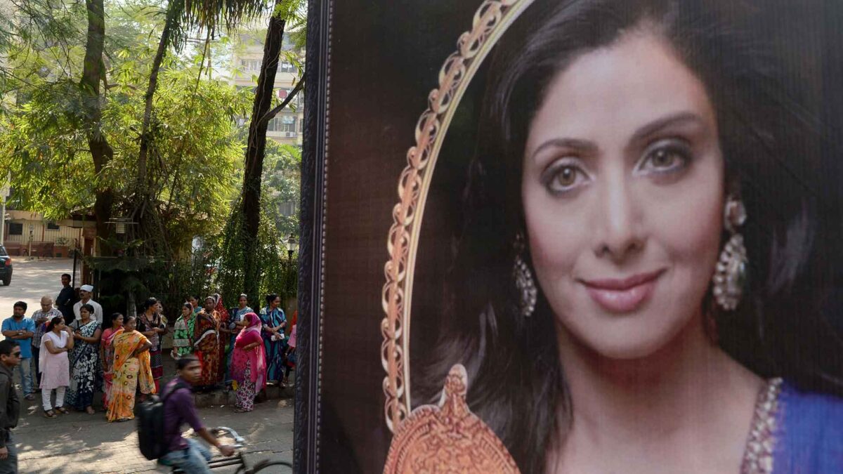 La estrella de Bollywood Sridevi Kapoor murió ahogada, revela la autopsia