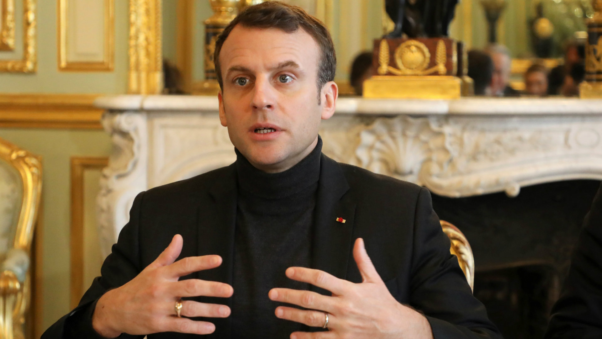 Macron: Francia "atacará" si hay "pruebas" del uso de armas químicas en Siria