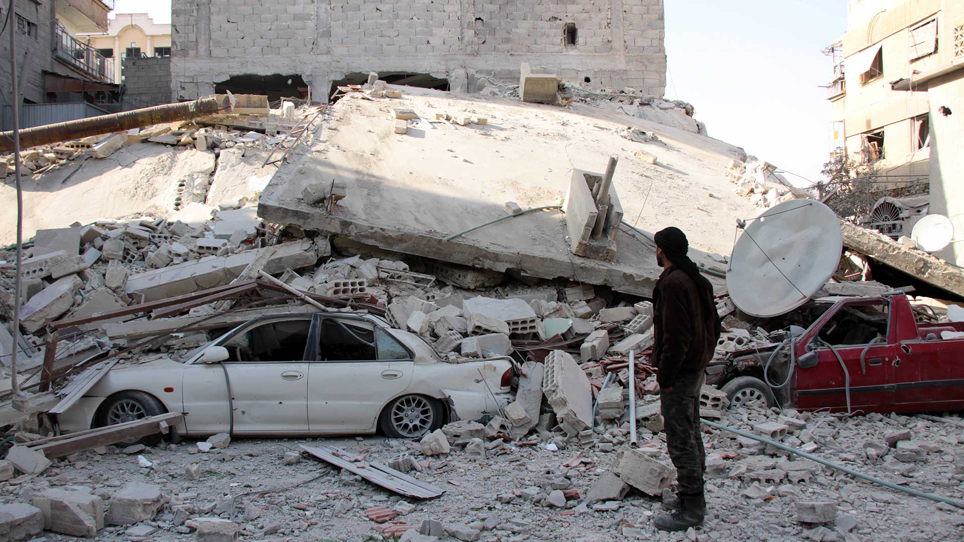 Más de 100 combatientes del régimen sirio mueren en varios bombardeos