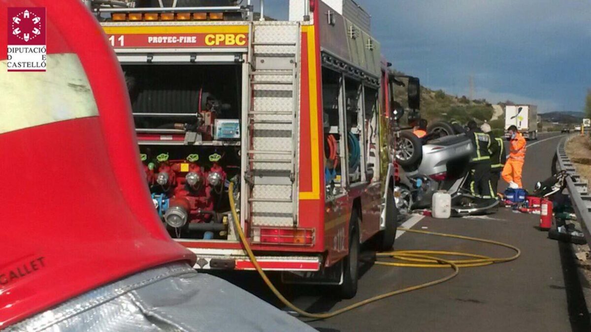 Muere una joven de 26 años al volcar el coche en el que viajaba con un bebé en Torreblanca